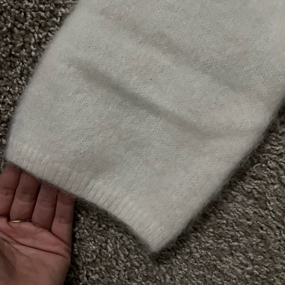 H&M OVERSIZED MOHAIR-BLEND SWEATER - Picture 5 of 5